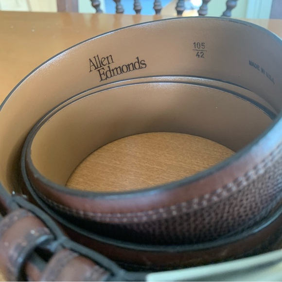 Allen Edmonds leather belt - Picture 7 of 13